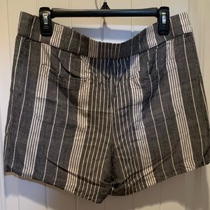 Sonoma elastic waist grey/black and white striped shorts